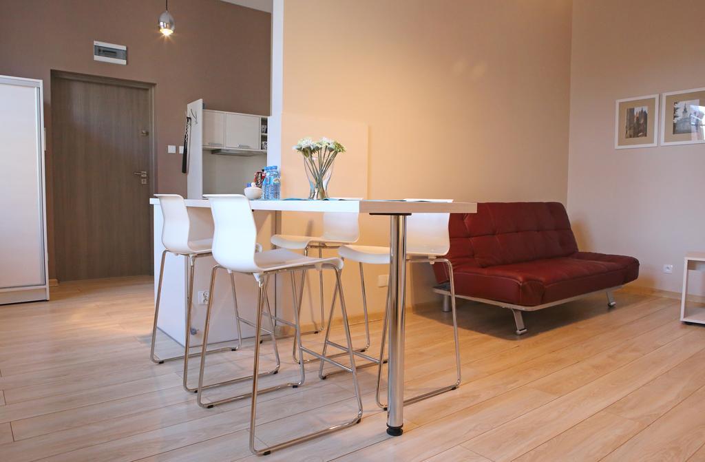 Apartamenty W Sercu Chelmna Chełmno Habitación foto