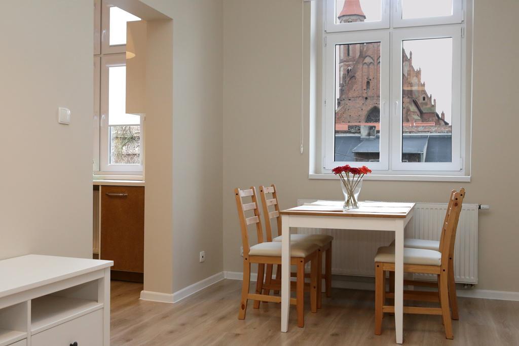 Apartamenty W Sercu Chelmna Chełmno Habitación foto